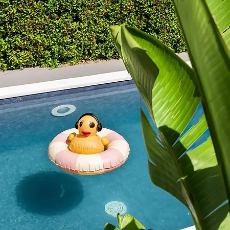 Elegant With Pool Luxury 4* Carini