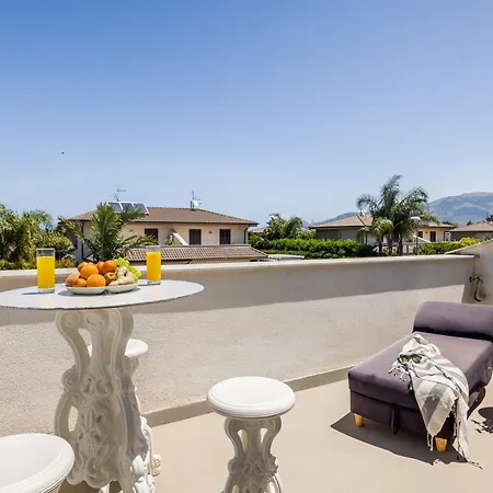 Elegant With Pool Luxury 4* Carini