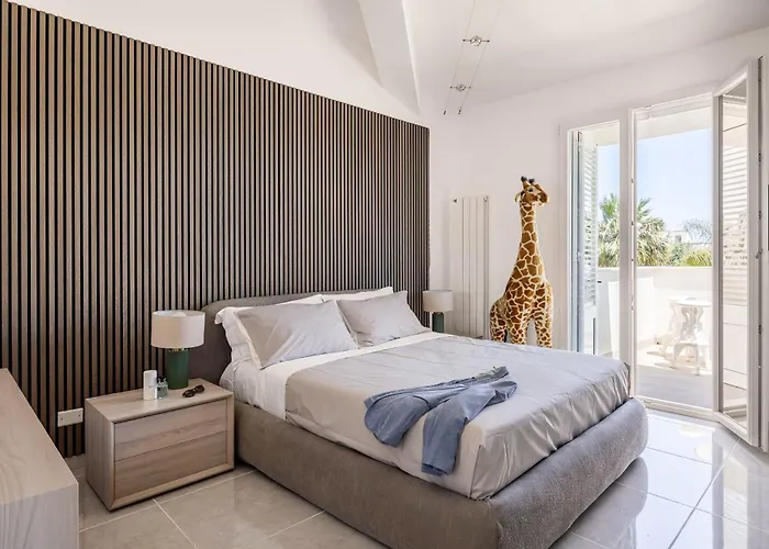 Pensionat Elegant With Pool Luxury