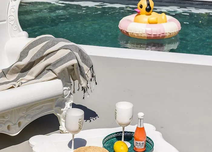 Elegant With Pool Luxury