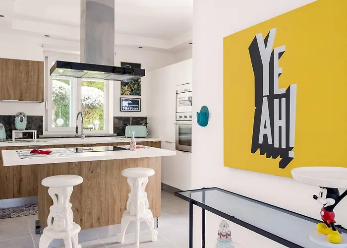 Elegant With Pool Luxury