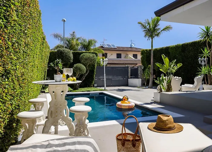 Elegant With Pool Luxury