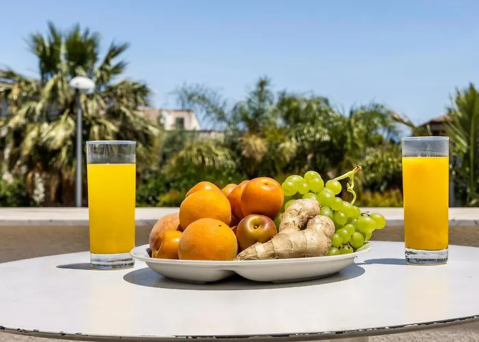 Elegant With Pool Luxury Carini